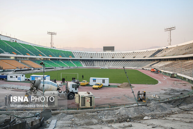 ورزشگاه آزادی اواخر تیر به بهره‌برداری می‌رسد/ چمن باید تغییر کند