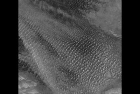 تپه‌های شنی آوازخوان و دریاچه‌های مرموز!