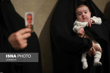 رسانه‌ها فداکاری مادران را ترویج بدهند