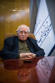 مراسم تولد ۹۸ سالگی فتح الله مجتبایی