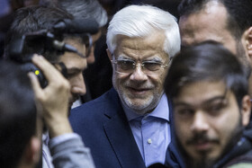 محمدرضا عارف، معاون اول رئيس جمهور در مراسم یادبود درگذشتگان خانواده معاون رییس جمهور