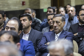 محمدجعفر قائم‌پناه، معاون اجرایی رئیس جمهور و سرپرست نهاد ریاست جمهوری در مراسم یادبود درگذشتگان خانواده معاون رییس جمهور