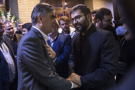 محمدرضا فرزین، رئیس بانک مرکزی مراسم یادبود درگذشتگان خانواده معاون رییس جمهور