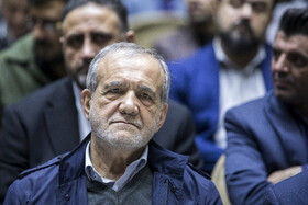 مسعود پزشکیان، رئیس جمهور در مراسم یادبود درگذشتگان خانواده معاون رییس جمهور