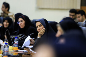 نشست زنان مدیر استان کرمان با حضور سخنگوی دولت