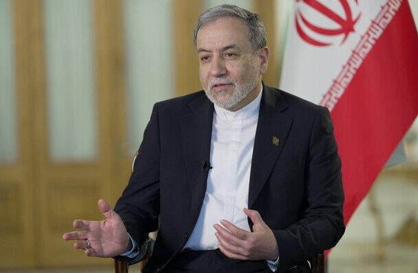 عراقچی: آمریکا آماده مذاکره نیست/ کسی نیستم که به دیکته دیگران گوش کنم