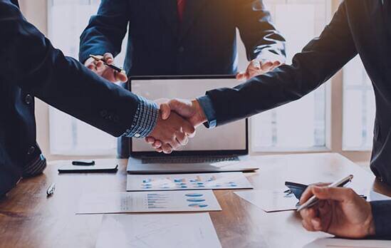 رایزنان بازرگانی ایران در حال بررسی ظرفیت‌های صادراتی لرستان