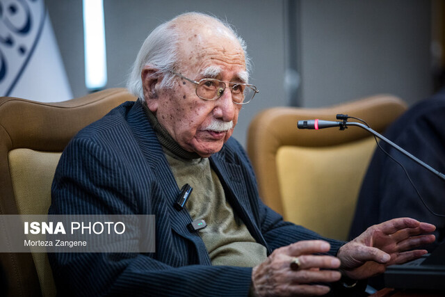 آدم از کتاب‌های درسی خجالت می‌کشد! + ویدئو