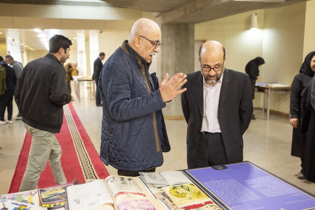 تنبیه کاریکاتوریست‌ها برای نقد سیاستمداران!