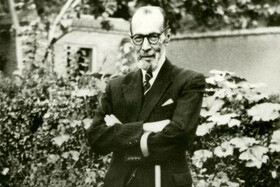 مردی که از هنر و سیاست شاهکار ساخت