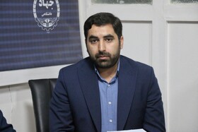 دکتر میرزا پور، رئیس جهاد دانشگاهی همدان در دفتر ایسنا