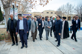 بازدید استانداران ادوار استان مرکزی از خانه تاریخی امام خمینی (ره) در خمین