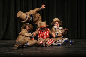 «تصمیم ناگهانی توماس» روی صحنه جشنواره بین المللی تئاتر کودک و نوجوان همدان