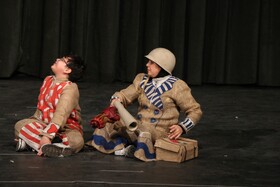 «تصمیم ناگهانی توماس» روی صحنه جشنواره بین المللی تئاتر کودک و نوجوان همدان