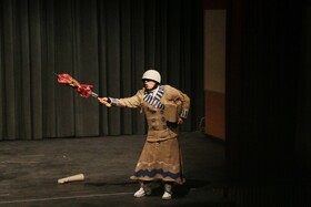 «تصمیم ناگهانی توماس» روی صحنه جشنواره بین المللی تئاتر کودک و نوجوان همدان