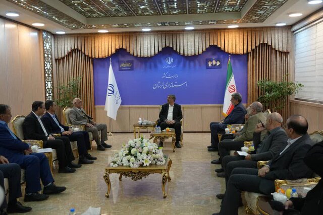 باید شرایطی فراهم شود که هر فرد به اندازه وسعش در مدرسه‌سازی مشارکت کند