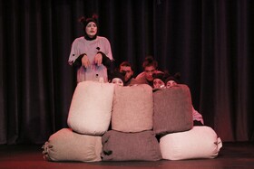 اجرای نمایش جلسه موش‌ها از کشور ارمنستان در جشنواره بین‌المللی تئاتر کودک و نوجوان همدان