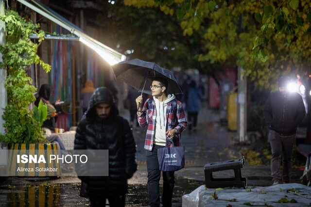 رگبار و وزش باد شدید در ۱۰ استان/ افزایش ارتفاع موج در دریای عمان