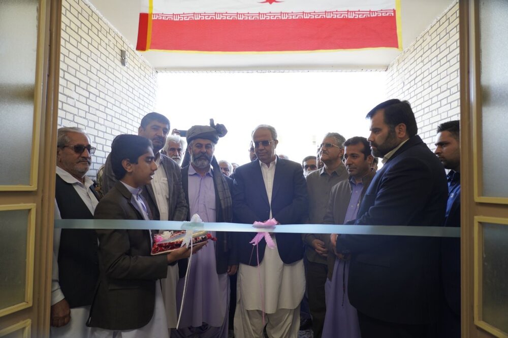 افتتاح مدرسه ۱۲ کلاسه شبانه روزی مهدیه خاش با حضور استاندار سیستان و بلوچستان