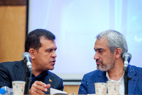  سید علی مدنی‌زاده وزیر اقتصاد و حسین افشین معاون علمی رئیس جمهور در چهل و سومین اجلاس رؤسای دانشگاه‌های سطح یک کشور