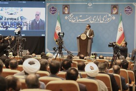 افتتاح طرح‌های نیروگاه خورشیدی یزد با حضور وزیر کشور