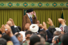 دیدار هزاران نفر از مداحان و ستایشگران اهل بیت(ع) با مقام معظم رهبری