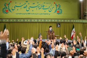 دیدار هزاران نفر از مداحان و ستایشگران اهل بیت(ع) با مقام معظم رهبری