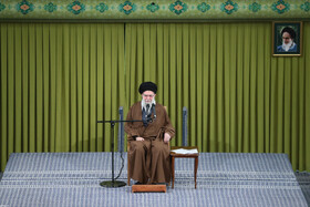 دیدار هزاران نفر از مداحان و ستایشگران اهل بیت(ع) با مقام معظم رهبری