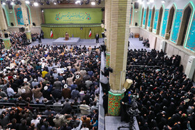 دیدار هزاران نفر از مداحان و ستایشگران اهل بیت(ع) با مقام معظم رهبری