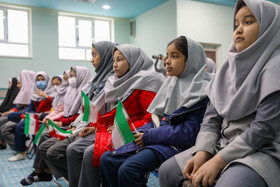 اسکندر مؤمنی امروز (پنجشنبه بیستم آذر) در سفر به استان یزد و در شهر یزد، مدرسه شهید عبدالله منگلی را افتتاح کرد. این مدرسه در زمینی به مساحت ۴۴۰۰ مترمربع با زیربنای ۳۷۰۰ متر در دو طبقه با سرمایه گذاری ۶۷ میلیارد تومان از محل اعتبارات دولتی ایجاد شده است.