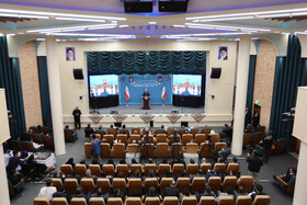 شورای اداری استان یزد به ریاست اسکندر مومنی وزیر کشور، امروز پنجشنبه ۲۰ آذر، در سالن شهید منتظرقائم استانداری برگزار شد.