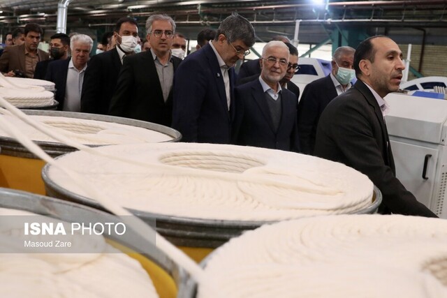 افتتاح یک واحد ریسندگی در منطقه ویژه اقتصادی یزد با حضور وزیر کشور