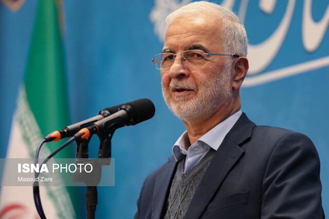 مومنی: امروز بیش از هر زمان دیگری به وحدت نیاز داریم