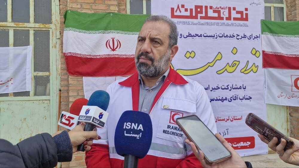 آبرسانی به روستاهای محروم لرستان توسط جمعیت هلال احمر
