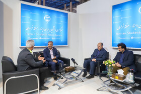 محسن مرادی، رئیس دانشگاه آزاد اسلامی مشهد در چهارمین روز نمایشگاه پژوهش و فناوری - مشهد