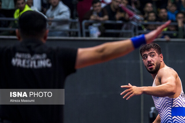 قلع و قمع داوران ایران توسط اتحادیه جهانی کشتی/ تنزل درجه ۵۹ داور بین‌المللی ایران!