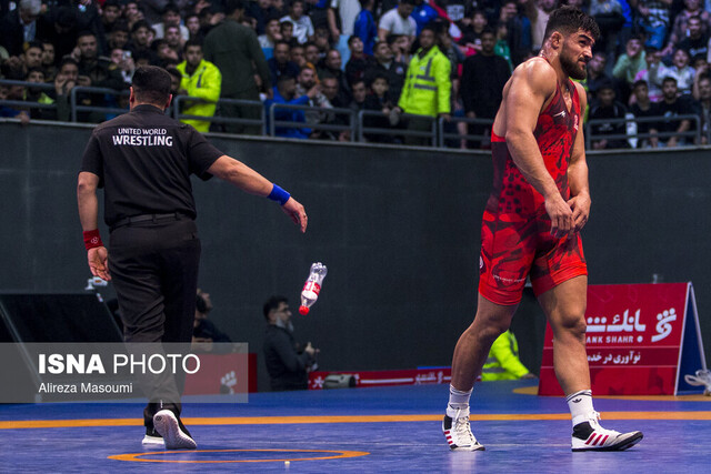 کارشناسی داوری کشتی جنجالی فینال لیگ؛ حق استقلال خورده شد؟