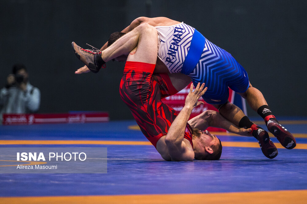 مازندران فاتح مسابقات کشتی آزاد قهرمانی کشور شد