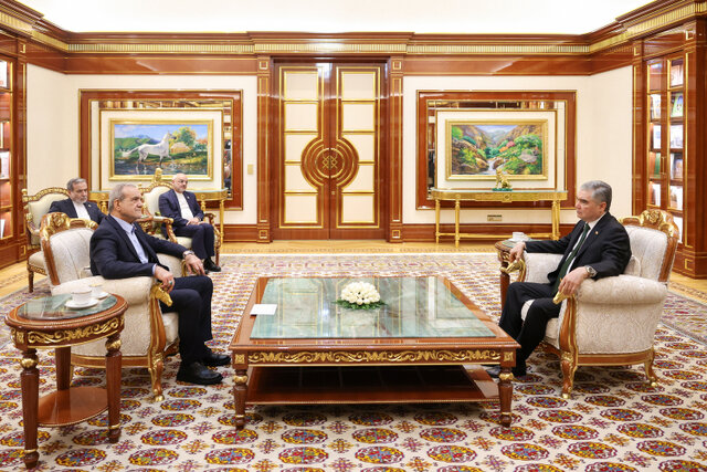 تجویز نسخه «گفتوگوی برابرِ» پزشکیان برای صلح منطقهای و جهانی