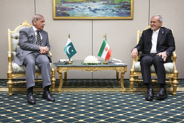 تجویز نسخه «گفت‌وگوی برابرِ» پزشکیان برای صلح منطقه‌ای و جهانی