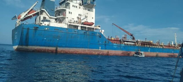 اخبار سیاسی ۲۲ آذر؛ یک استعفا در دولت/قصاص نامادری «آوا»/توقیف نفتکش خارجی