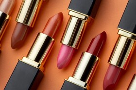 بلع ناخواسته رژلب و افزایش خطر جذب فلزات سنگین