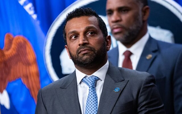 نگرانی‌های جدی از دیدارهای محرمانه مذاکره‌کننده ارشد اوکراین با مدیر اف‌بی‌آی