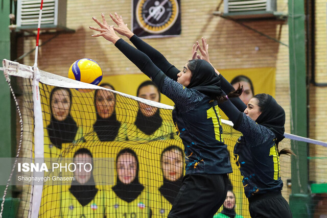 صعود دختران والیبال سپاهان به فینال کاوا