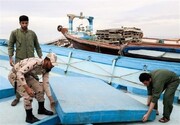 ضربه مهلک مرزبانان هرمزگان به شبکه قاچاق سوخت / توقیف ۲ میلیون لیتر گازوئیل قاچاق