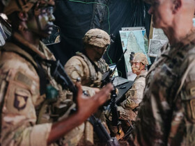 ارتش آمریکا ابزارها و تاکتیک‌های خود را برای جنگ اقیانوس آرام تغییر می‌دهد