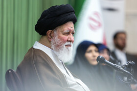 دیدار جمعی از بانوان خبرنگار با آیت‌الله علم‌الهدی - مشهد