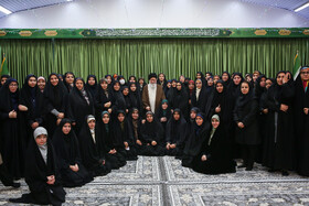 دورهمی جمعی از بانوان رسانه‌ای با نماینده معزز ولی فقیه در استان خراسان رضوی