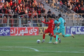 هفته چهاردهم لیگ برتر فوتبال ایران؛ تراکتور - پیکان