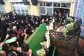وداع با شکوه مردم سمنان با پیکر آیت الله سید محمد شاهچراغی